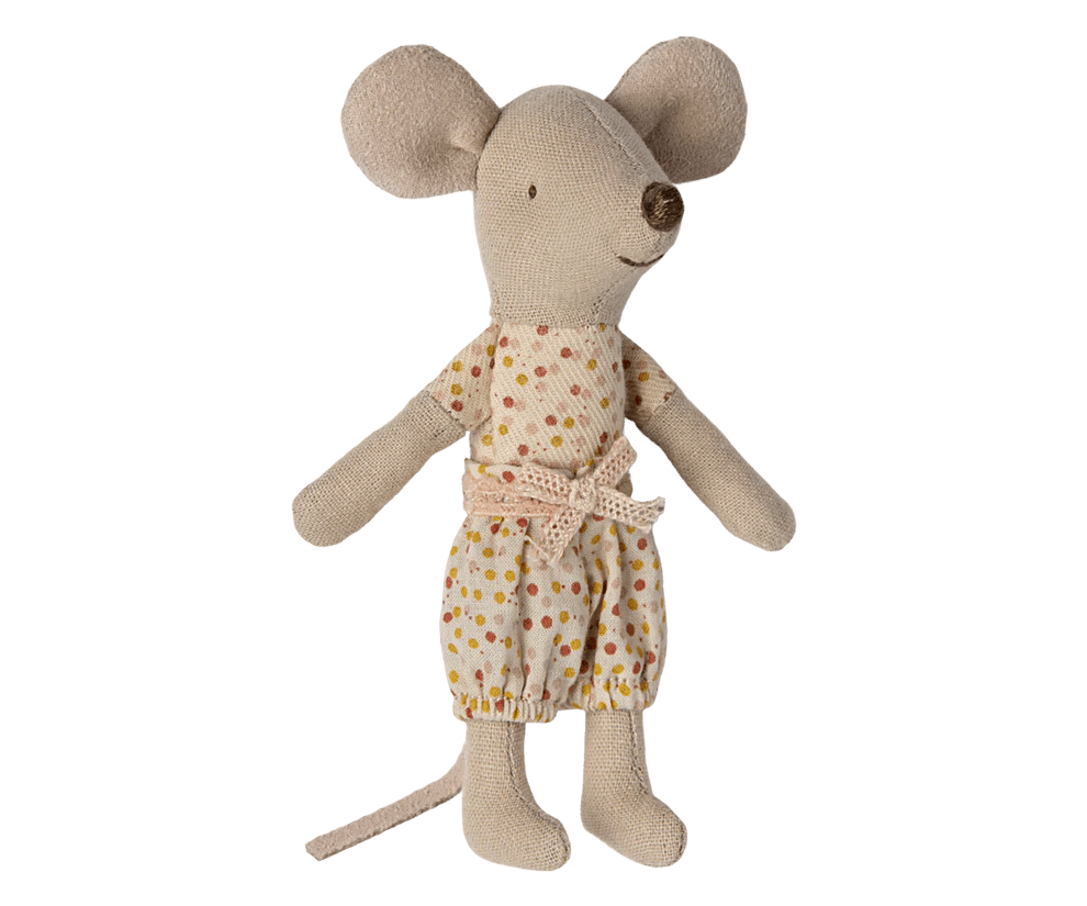 Maileg: Little Sister Mouse In A Matchbox - Acorn & Pip_Maileg