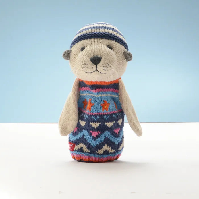 Chunki Chilli Seal Hand Puppet – Organic Cotton