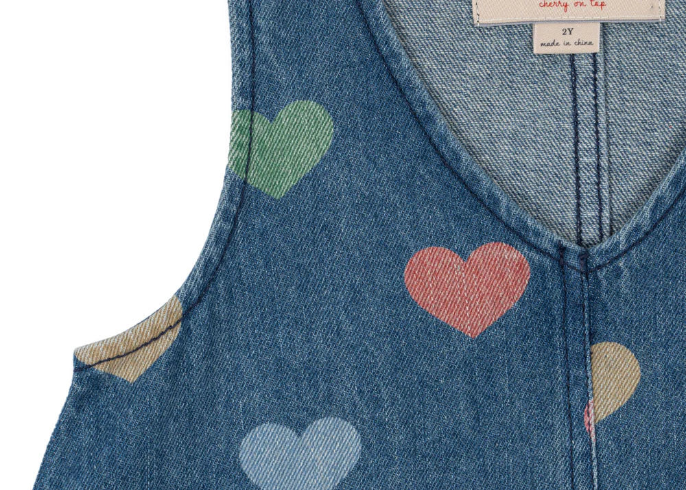 Konges Sløjd AW25 kidswear – organic, timeless clothing for babies and children in the autumn collection.