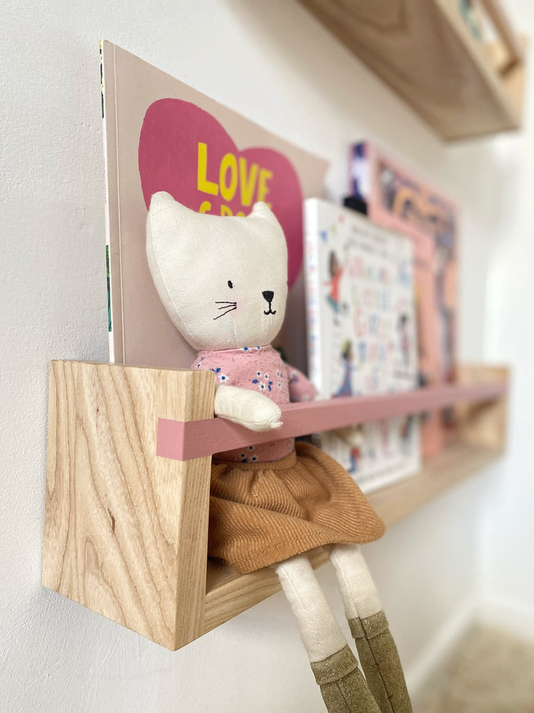 Autumn's Corner - The Bookshelf - Acorn & Pip_Autumns Corner