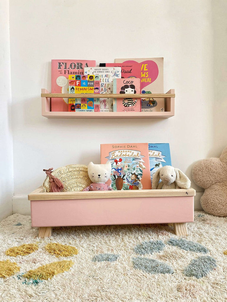 Autumn's Corner: The Colour Pop Book & Toy Trough - Acorn & Pip_Autumns Corner