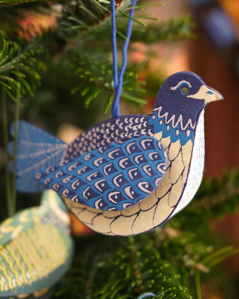 East End Press: Dove Board Christmas Decoration - Acorn & Pip_East End Press