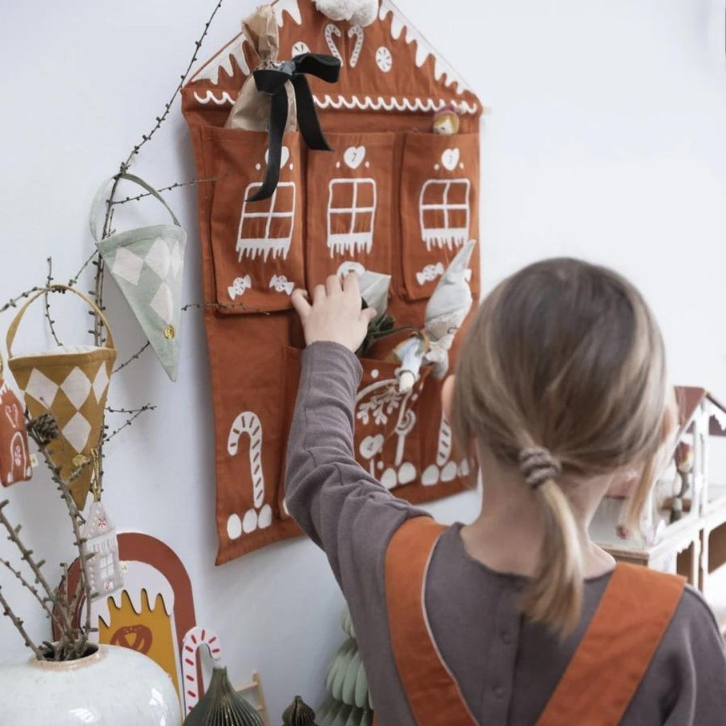 Fabelab: Christmas Wall Advent Calendar - Gingerbread House Embroidery - Acorn & Pip_Fabelab