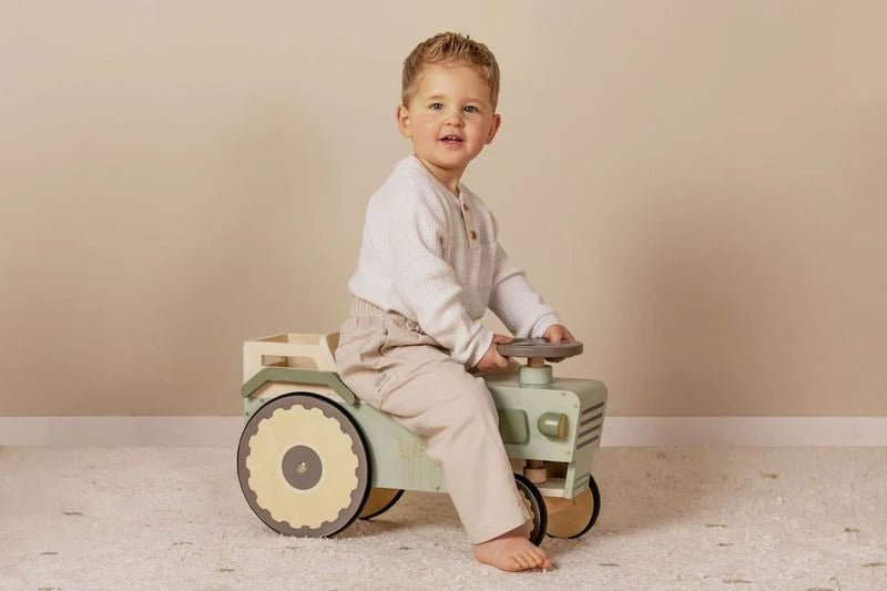 Little Dutch: Walking Tractor Little Farm - Acorn & Pip_Little Dutch