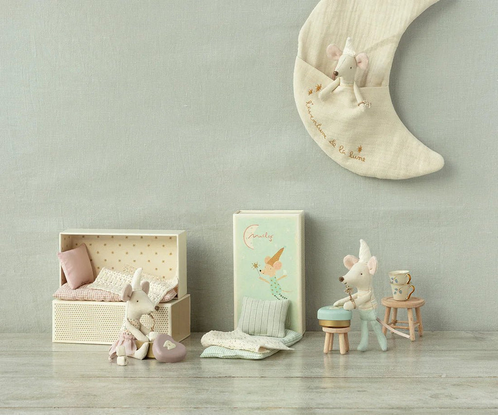 Maileg: Tooth fairy mouse matchbox, Little Brother - Acorn & Pip_Maileg