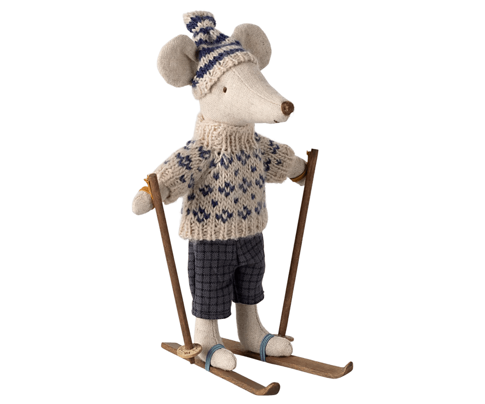 Maileg: Winter Mouse with Ski Set - Dad - Acorn & Pip_Maileg