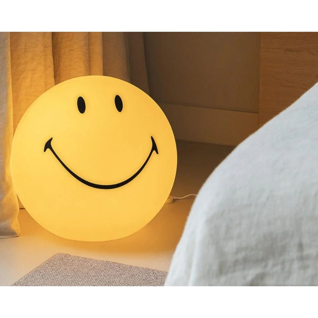 Mr Maria: Smiley Lamp - Acorn & Pip_Mr Maria