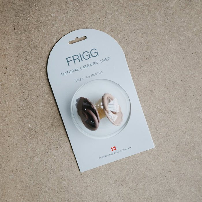 FRIGG: Daisy - Round Latex 2-Pack Pacifiers - Croissant/Portobello - Size 1 - Acorn & Pip_Frigg